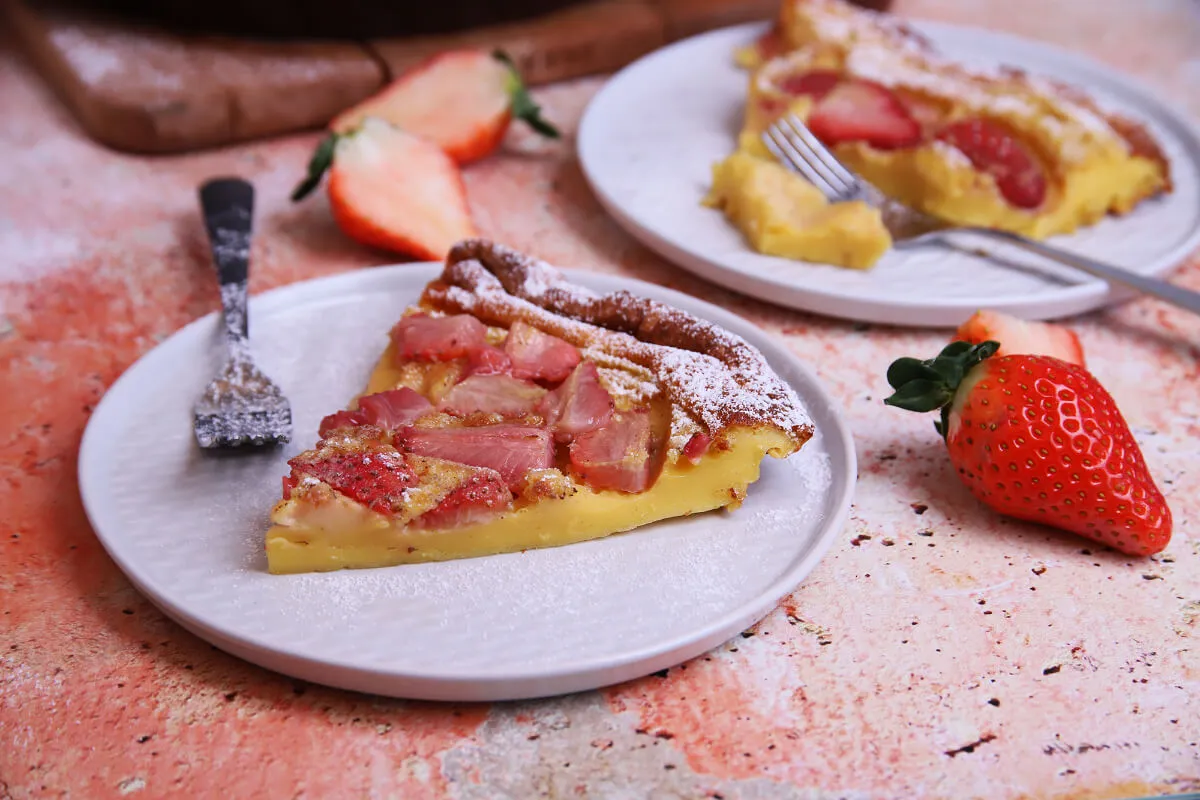 Epres clafoutis (tejes pite) recept