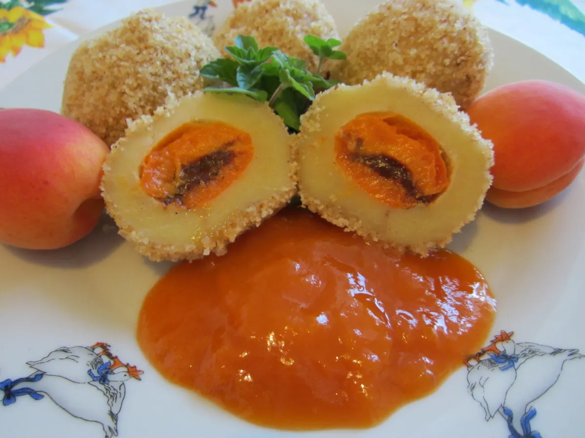 Sárgabarackos-étcsokis gombóc recept