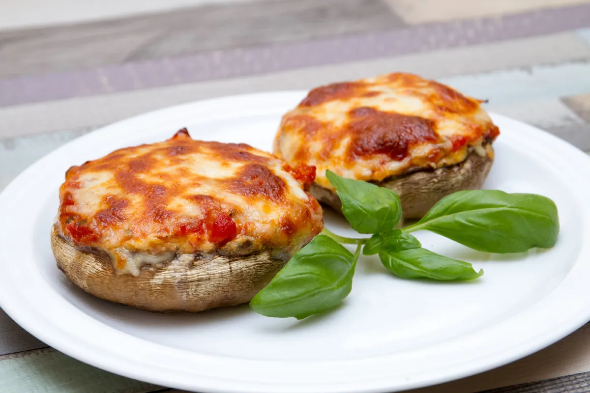Túróval és sajttal töltött gomba recept