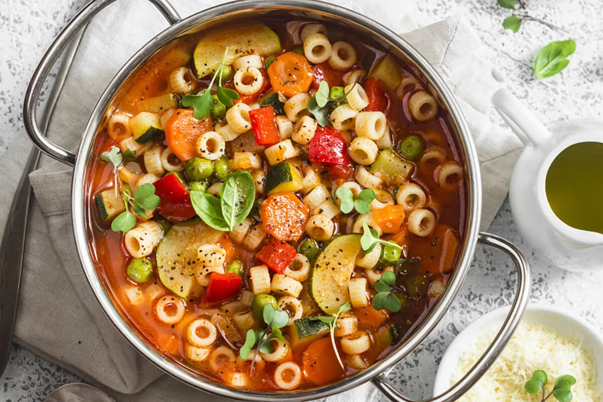 Gyors tavaszi minestrone  recept