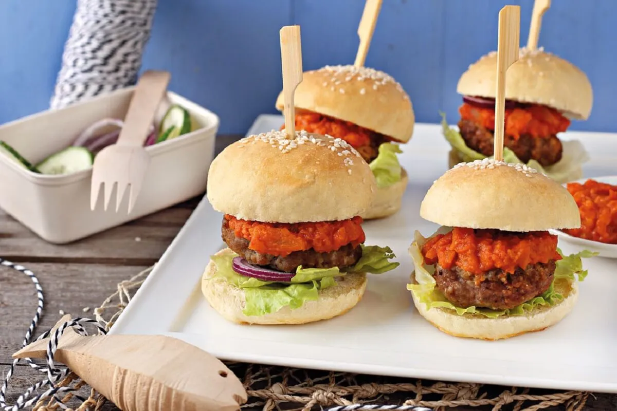 Lecsókrémes hamburger recept