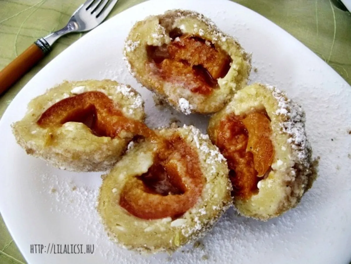 Sárgabarackos-túrós gombóc recept