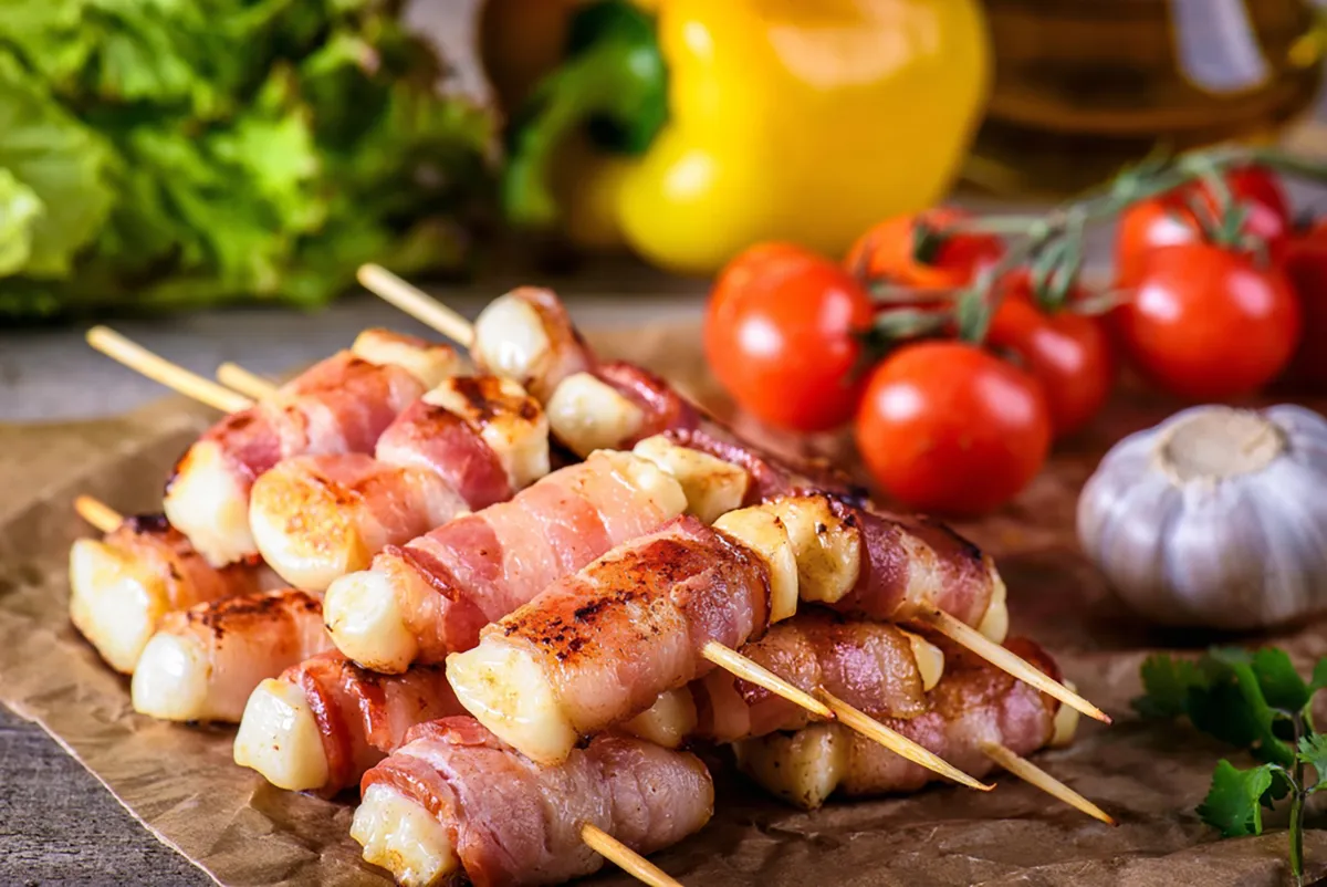 Grillezett sajt baconbe tekerve recept