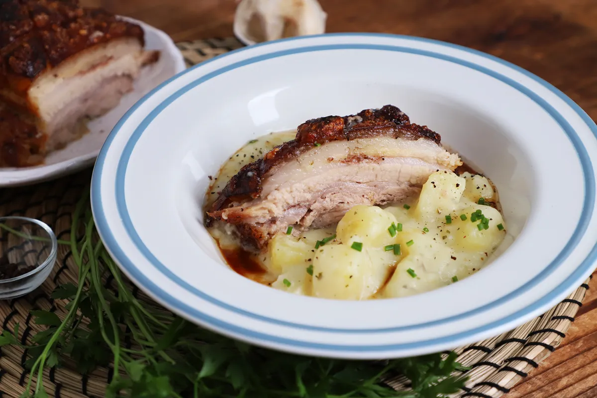 Burgonyafőzelék ropogós császárszalonnával recept