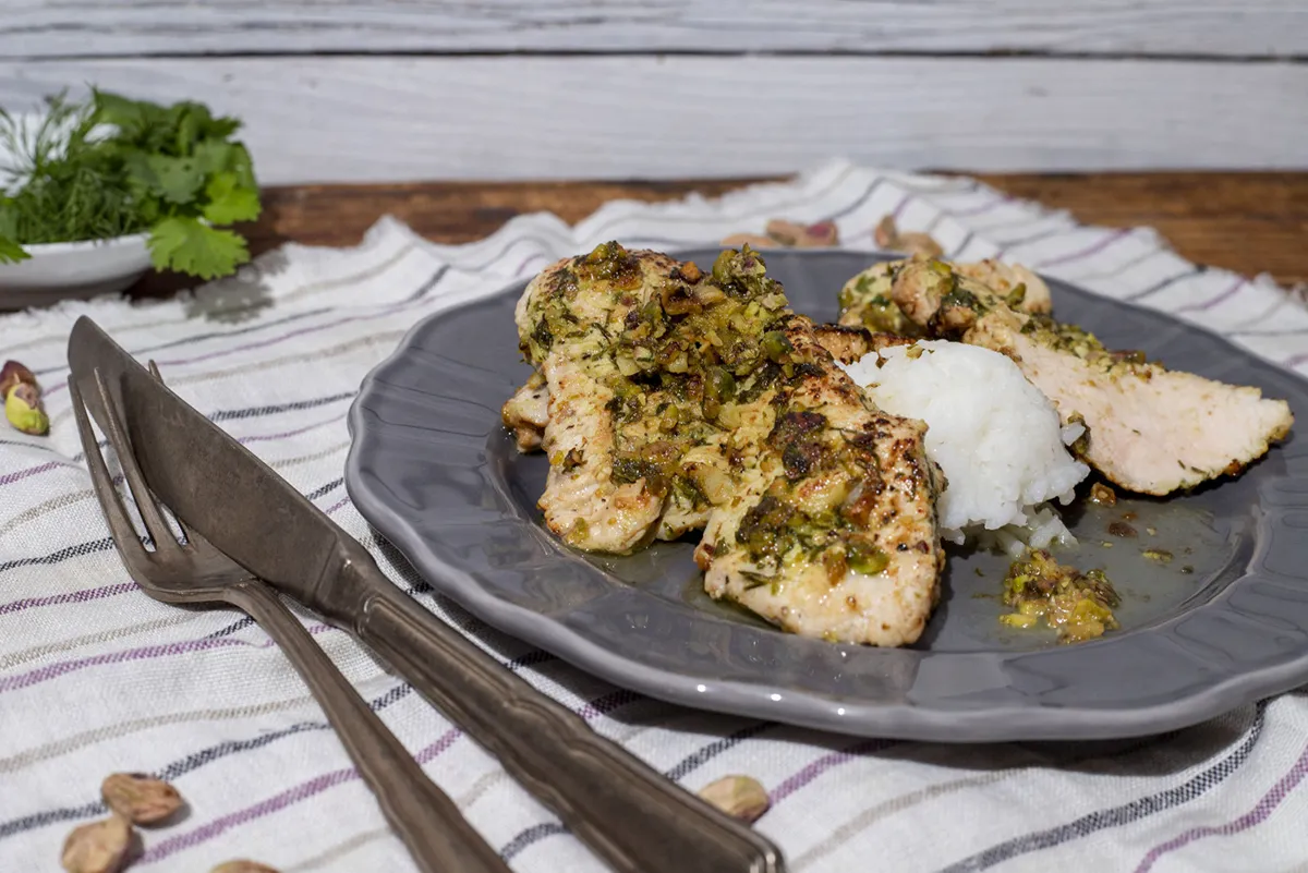 Zöldfűszeres pulykamell recept