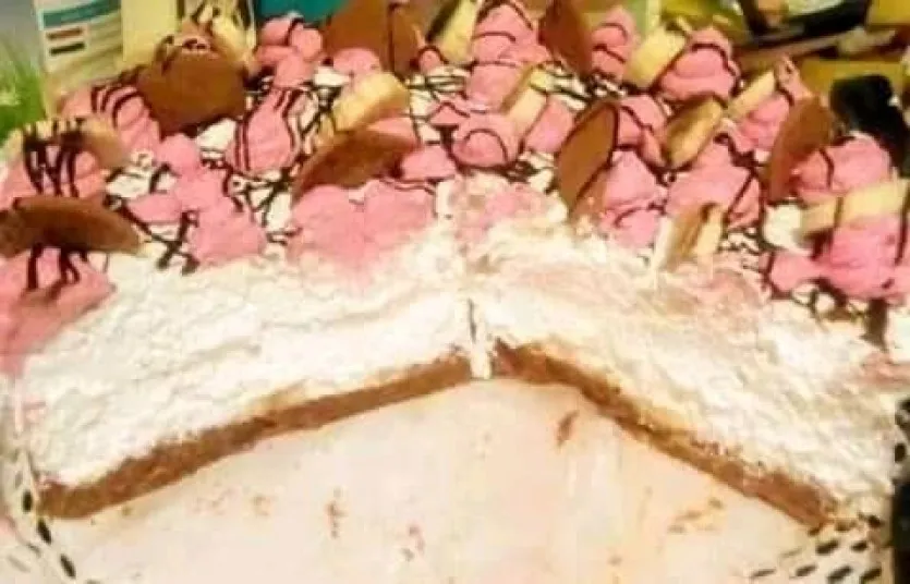 Fati Krémes-mámor tortája recept
