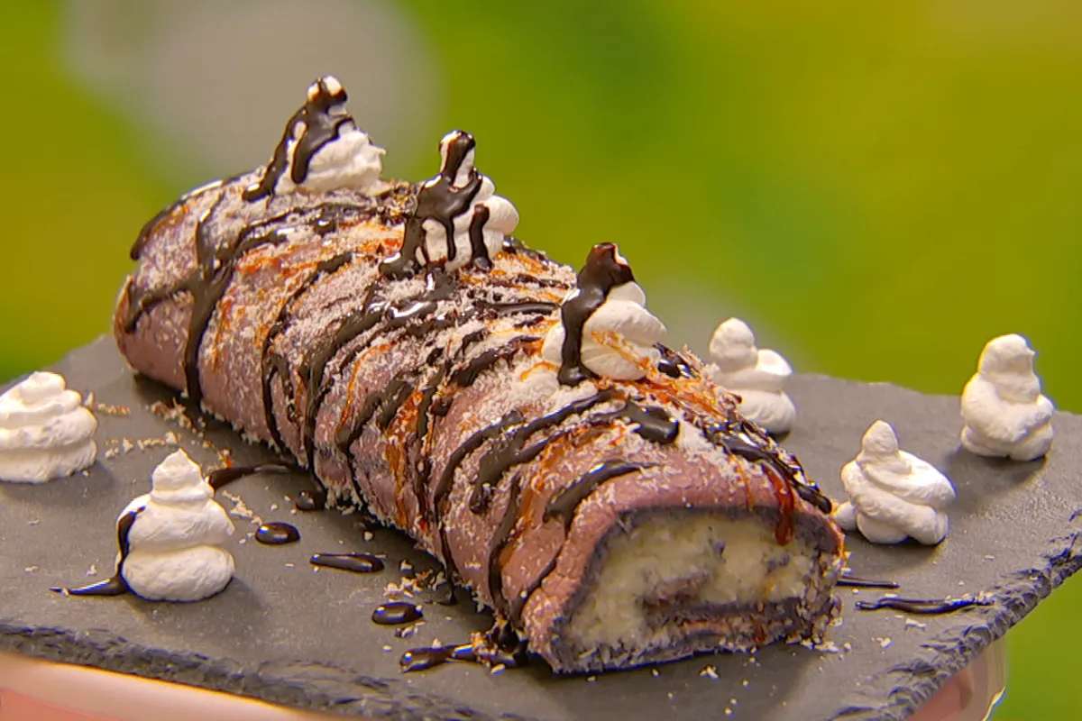 Karácsonyi rolád, ahogy Kabát Peti készíti recept