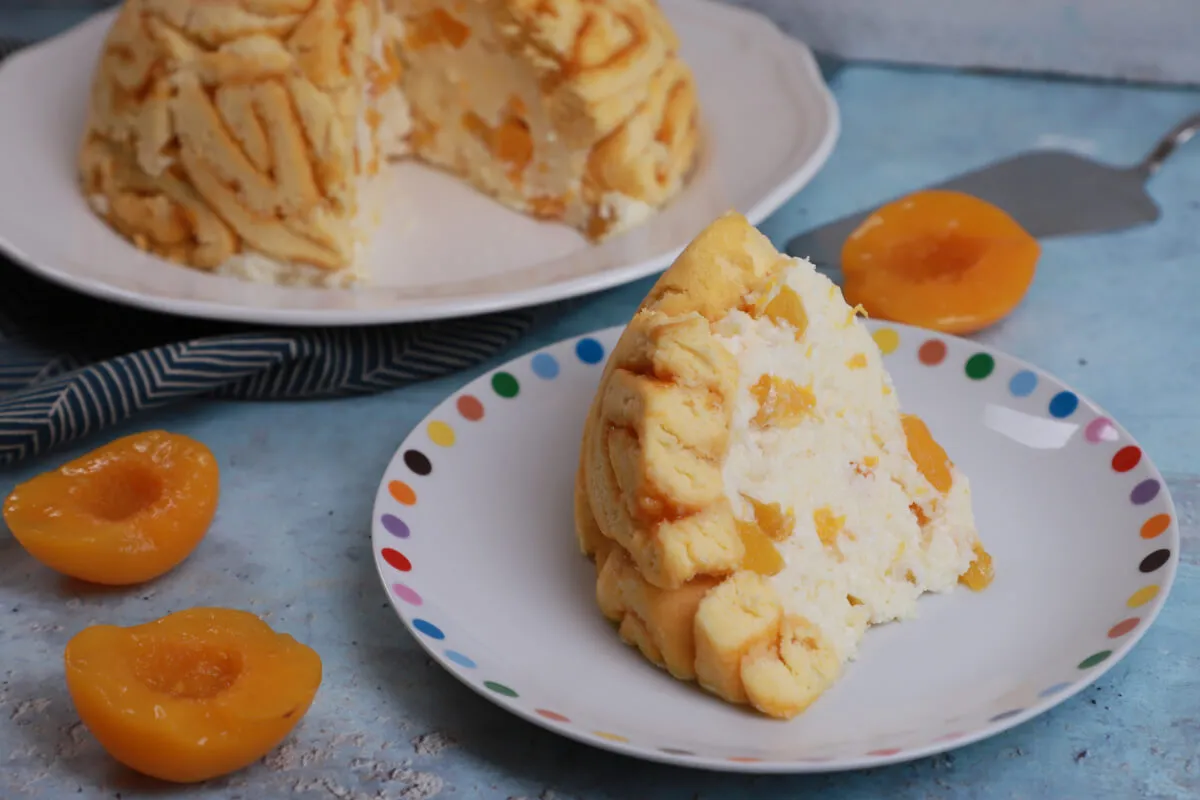 Barackos charlotte-torta recept