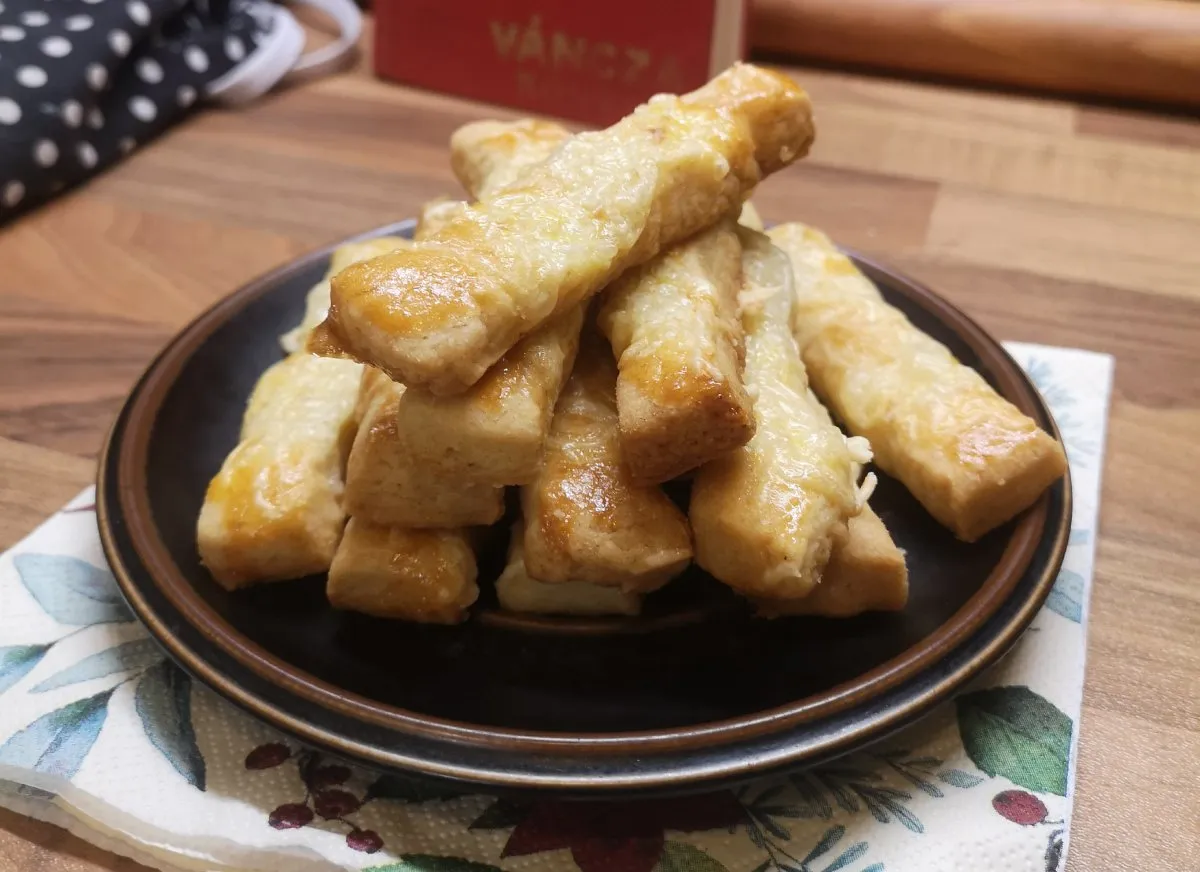 A tökéletes, omlós sajtos-sós rudacska recept