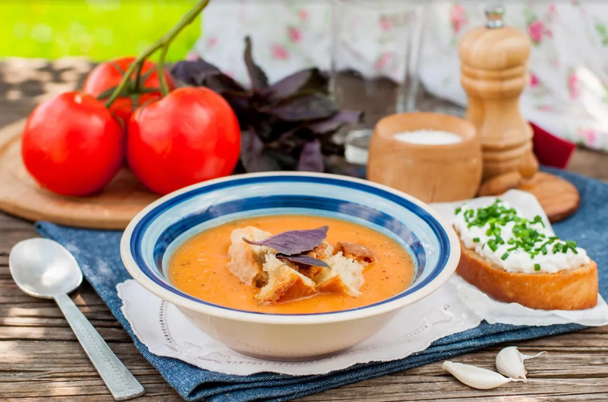 Cukkinis paradicsom-krémleves recept