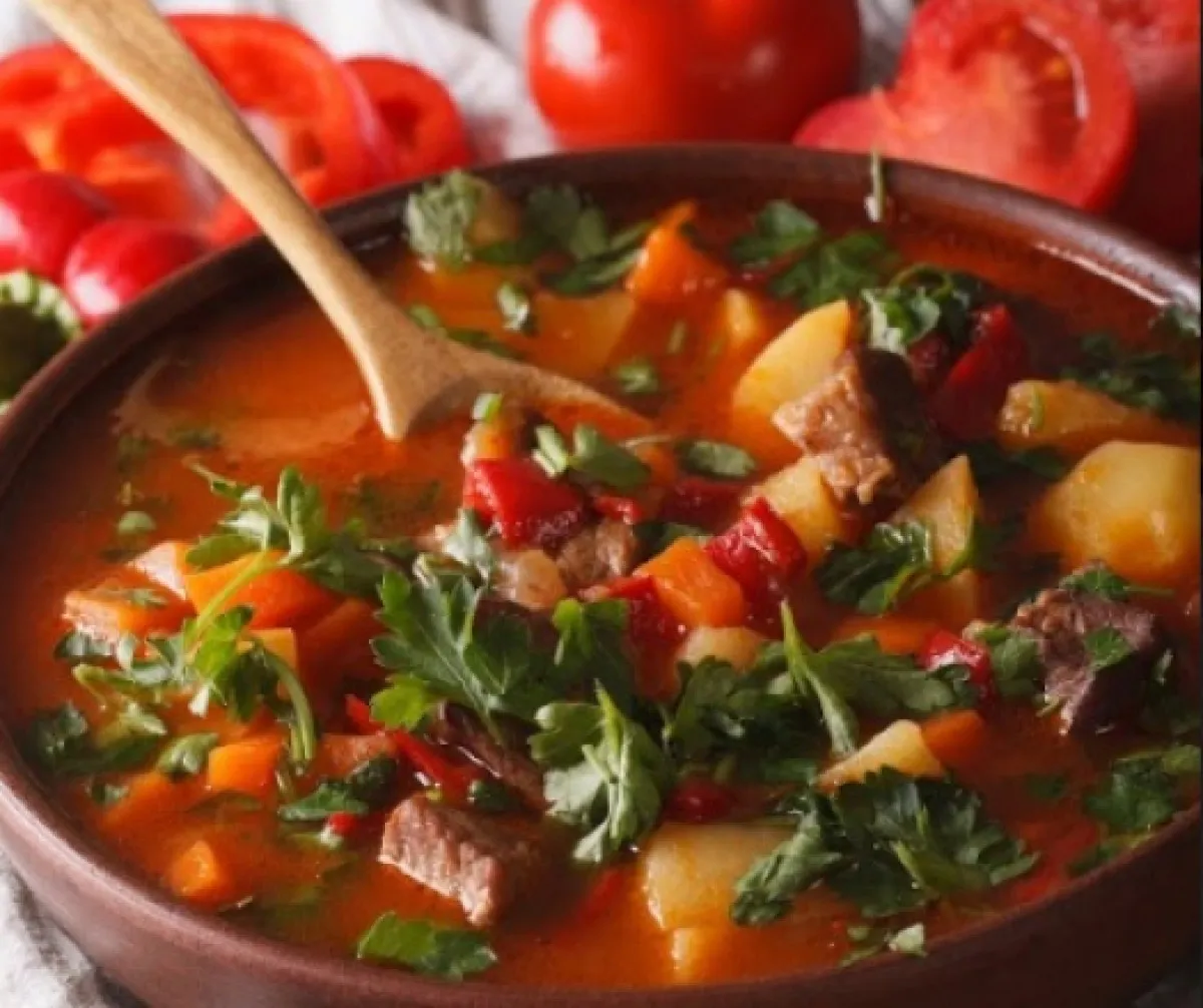 Gulyásleves gazdagon recept