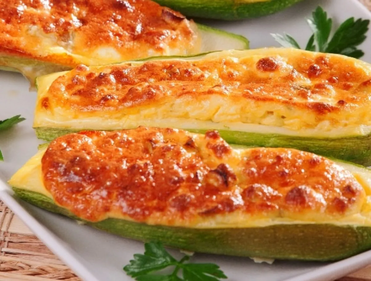 Fűszeres töltött cukkini recept