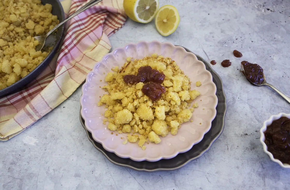 Császármorzsa grízzel recept