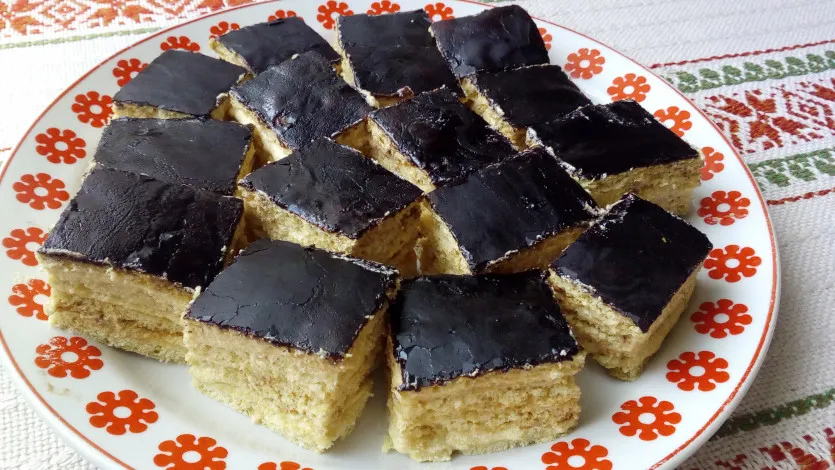 Klasszikus mézes krémes recept
