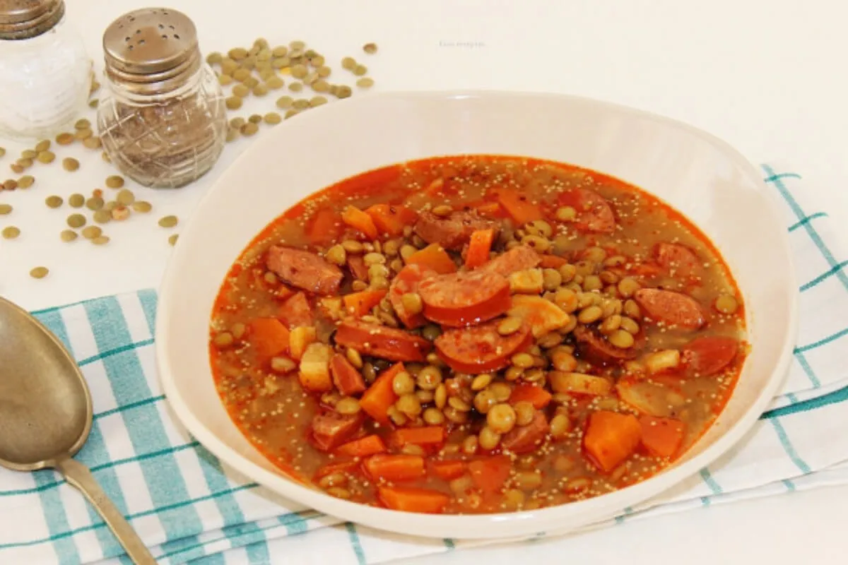 Lencseleves gazdagon recept