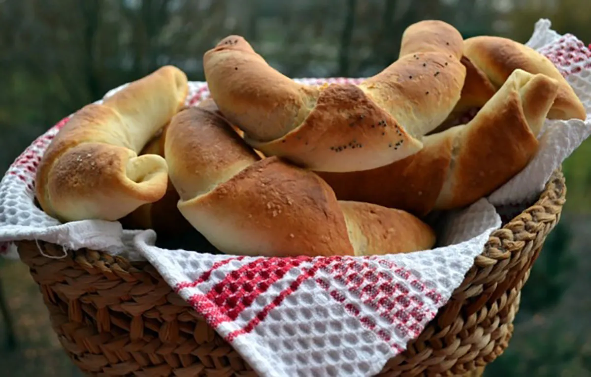 Gyors házi kifli - lépésről lépésre! recept