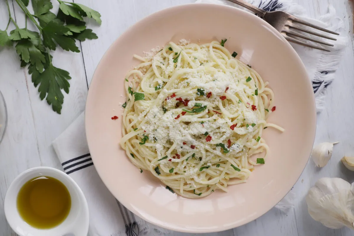 Olasz fokhagymás tészta (aglio di olio) recept