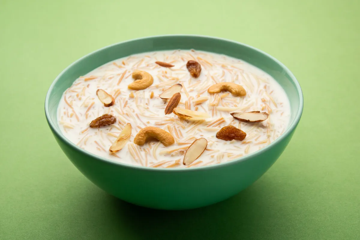 Fűszeres tejberizs (khir) recept