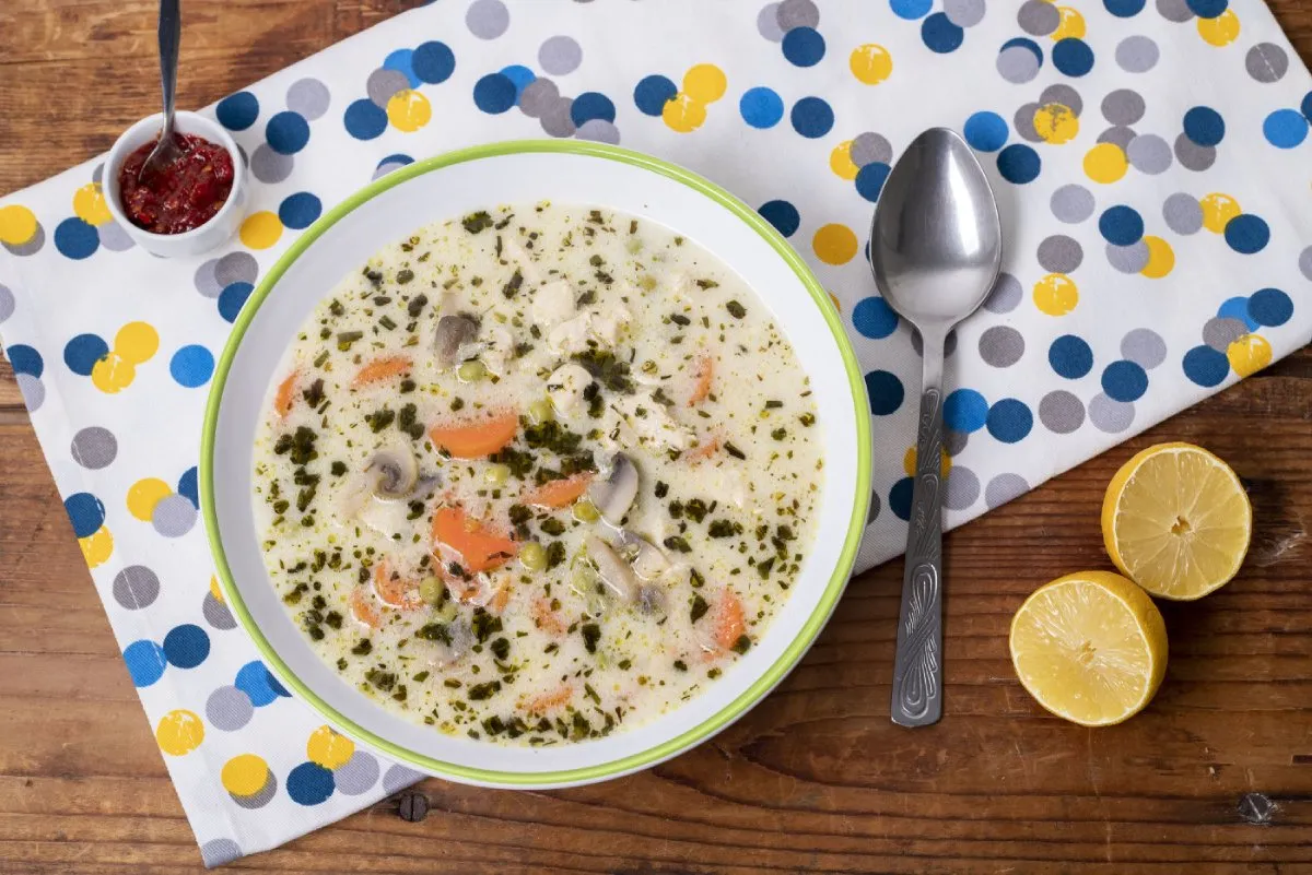 Tárkonyos csirkeraguleves recept