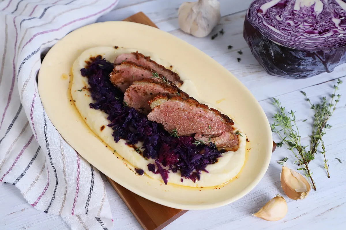 Márton-napi libamell konyakos káposztával recept