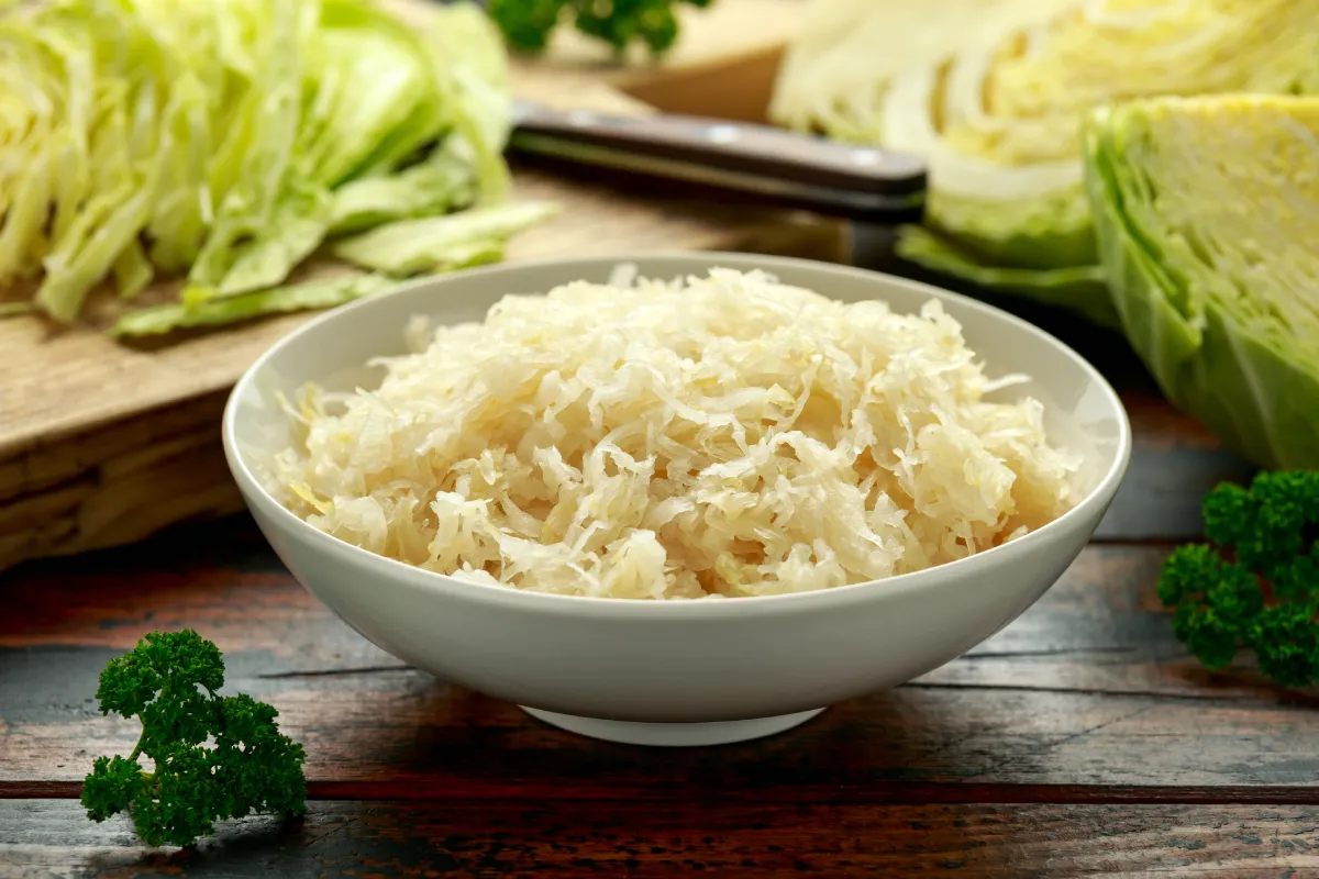 Forrázott káposztasaláta recept