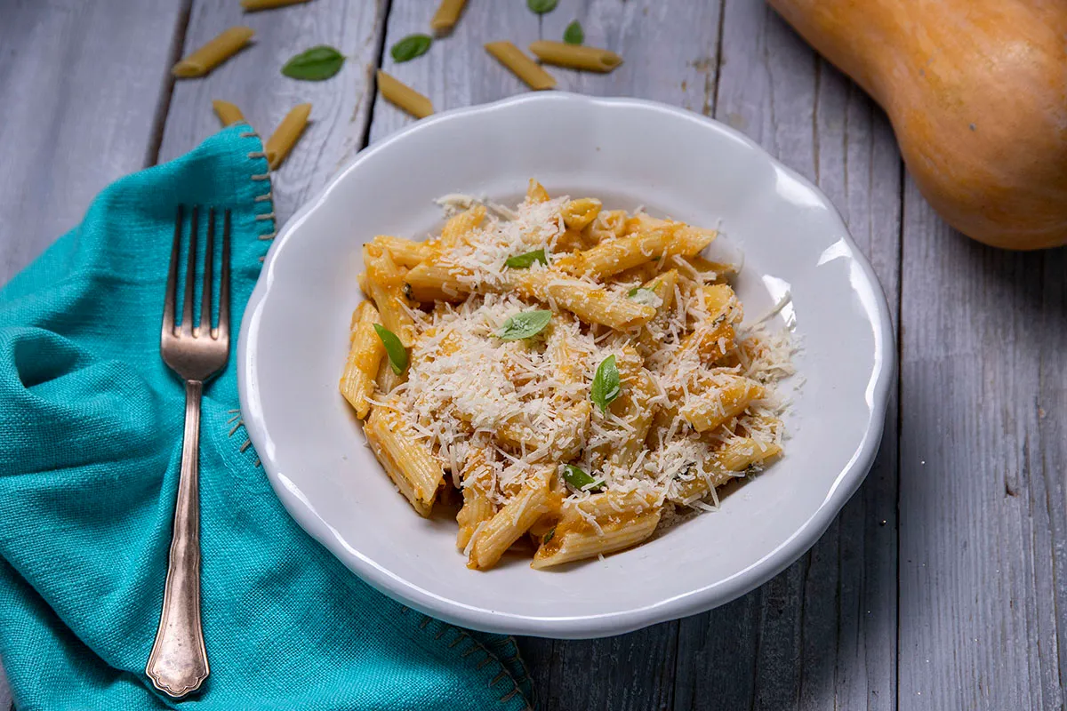 Parmezános sütőtökös tészta  recept