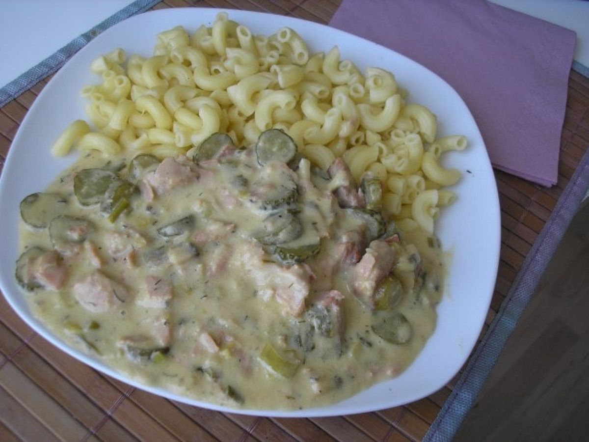 Stroganoff sertéscsíkok  recept