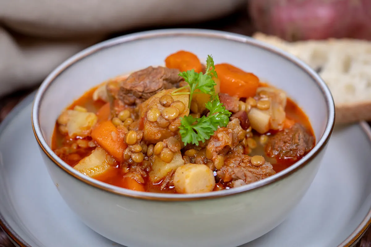 Lencsegulyás recept