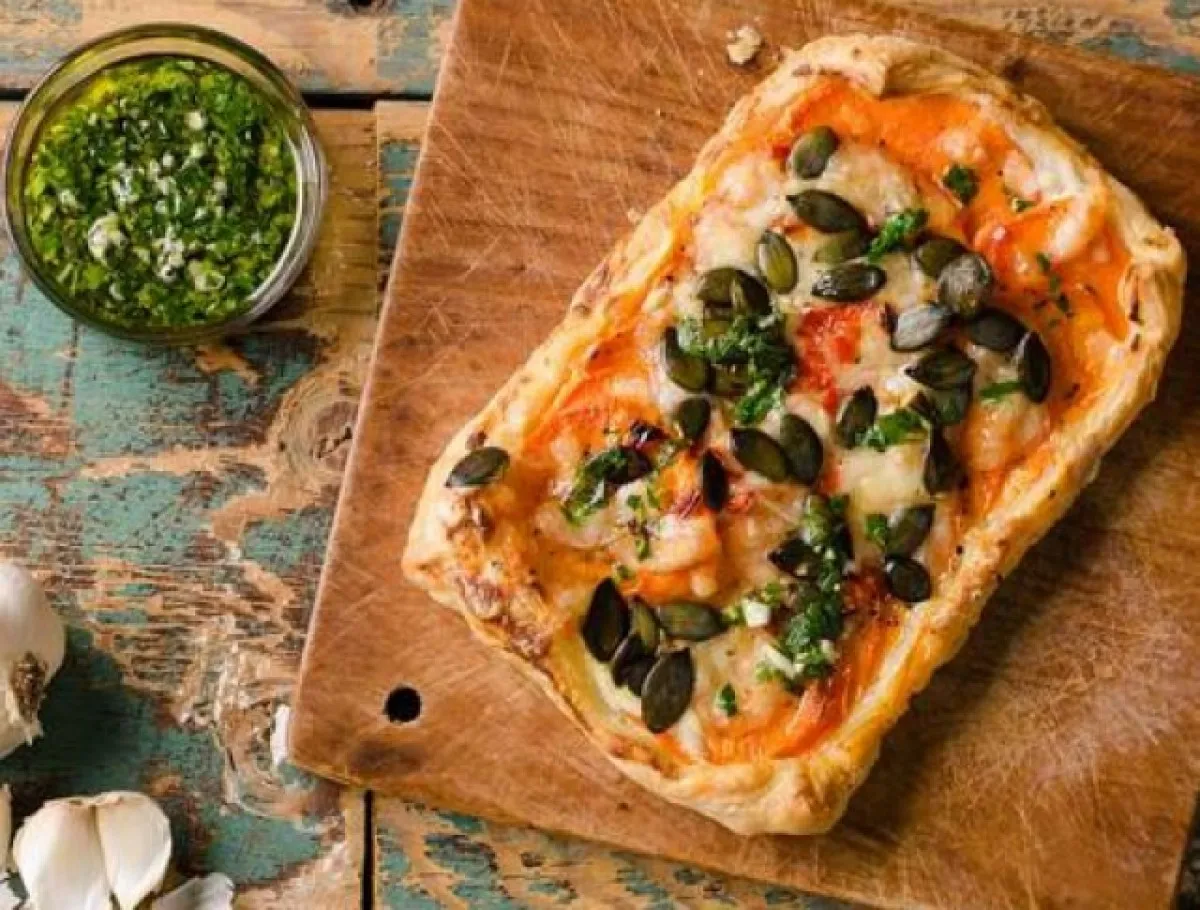 Édesburgonyás-kecskesajtos pite - lépésről lépésre! recept