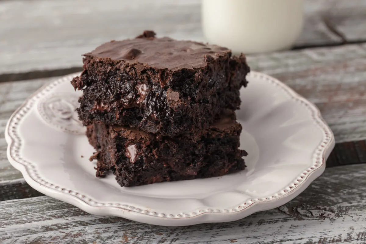 Duplacsokis brownie egyszerűen recept