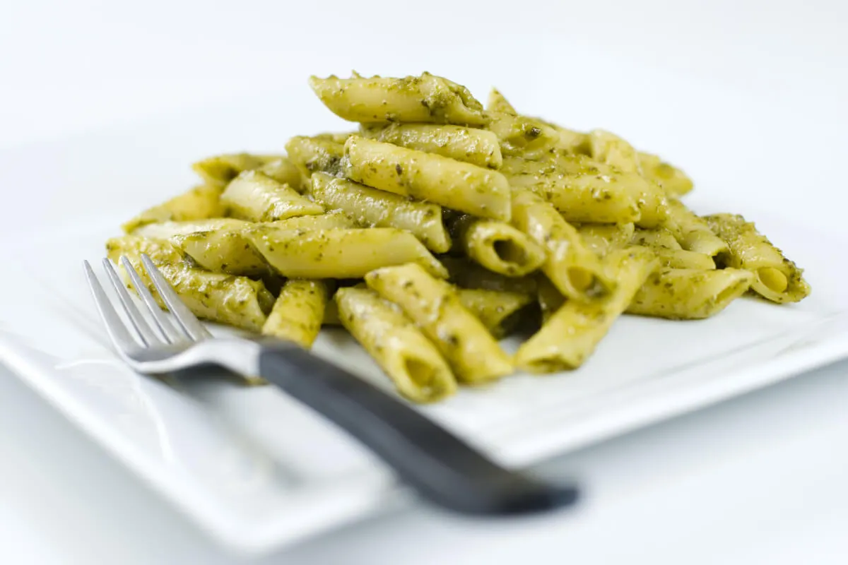 Pestós penne recept