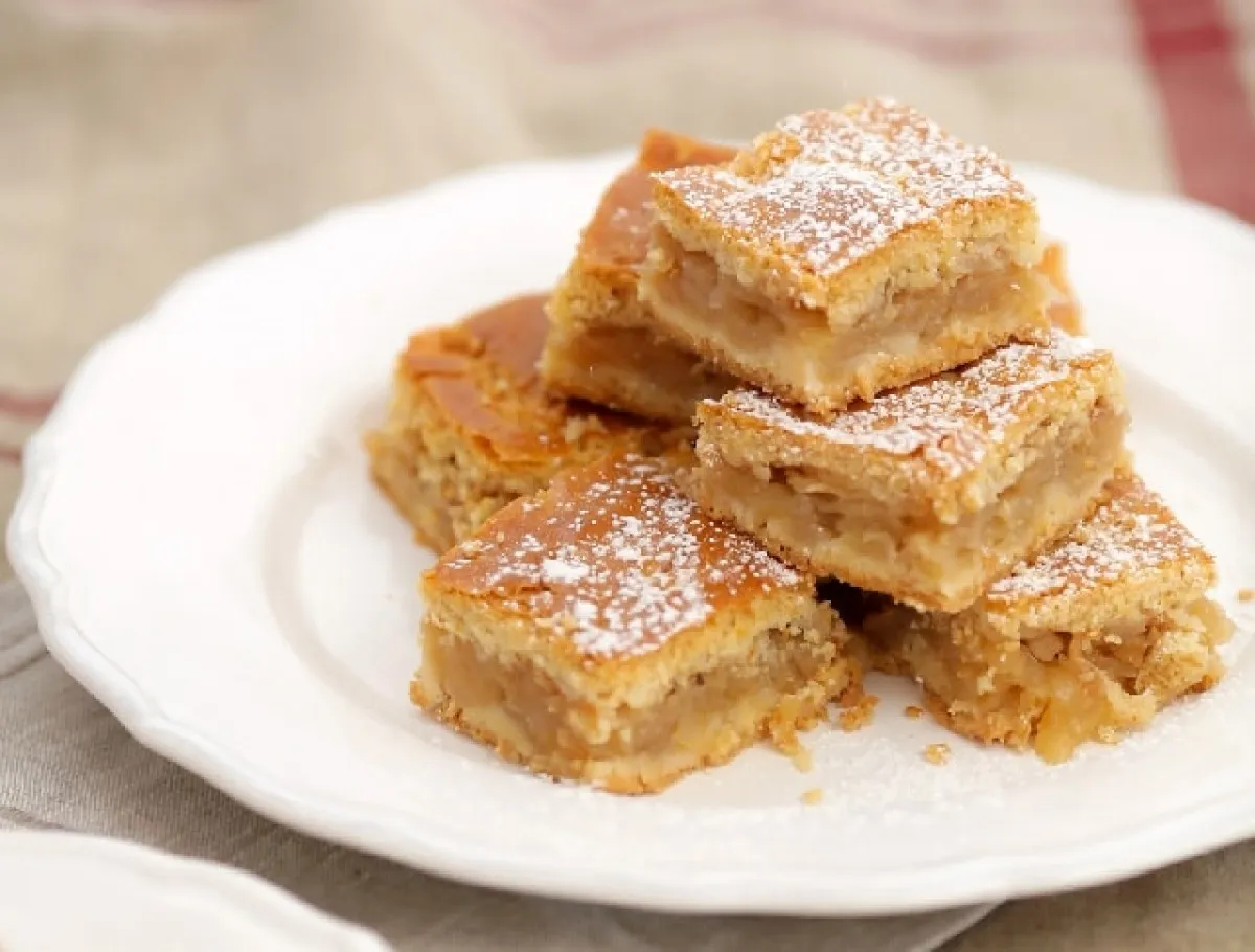 Nagymama almás pitéje  recept