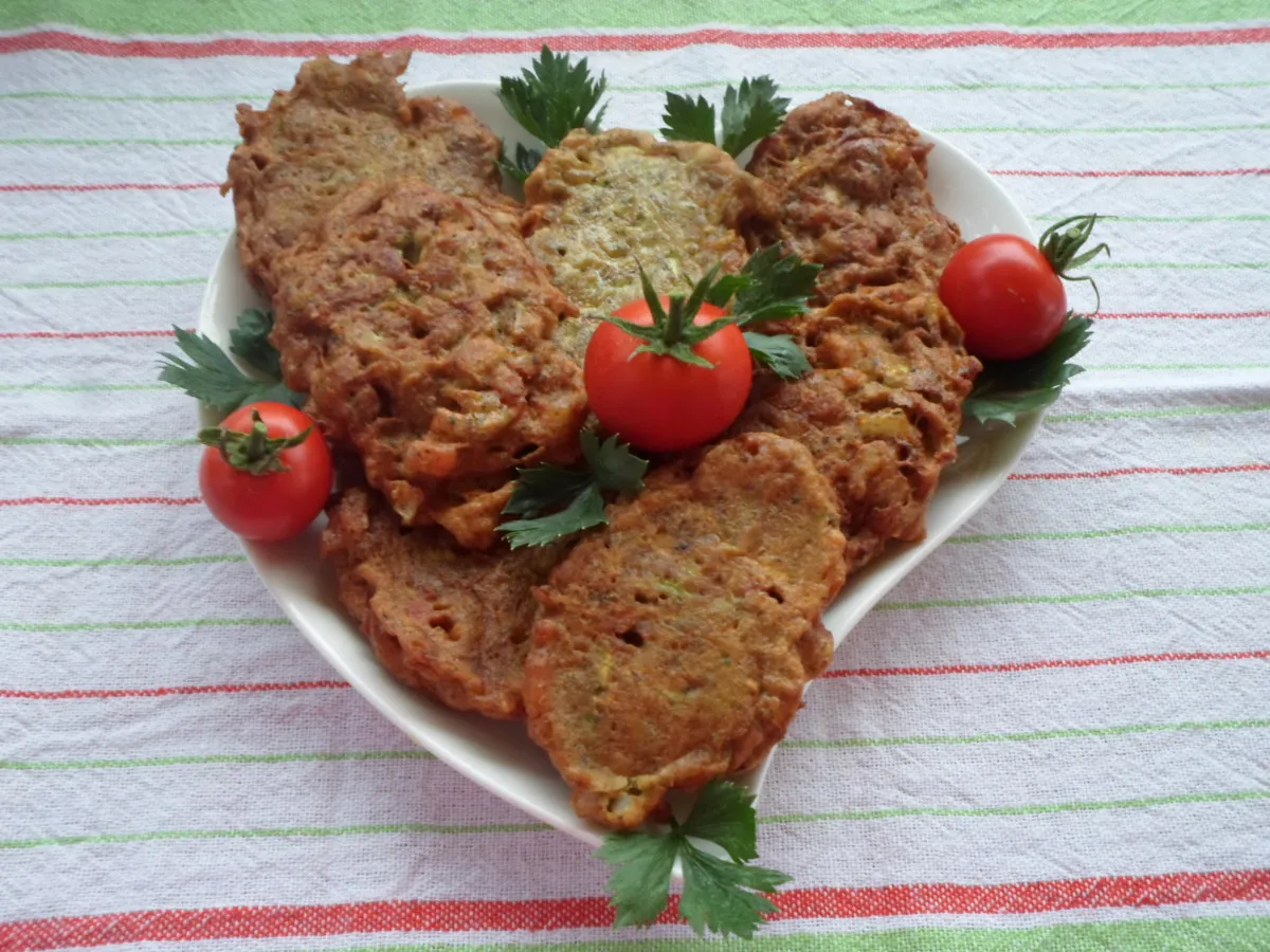 Cukkinis-tökmagos csirketócsni recept