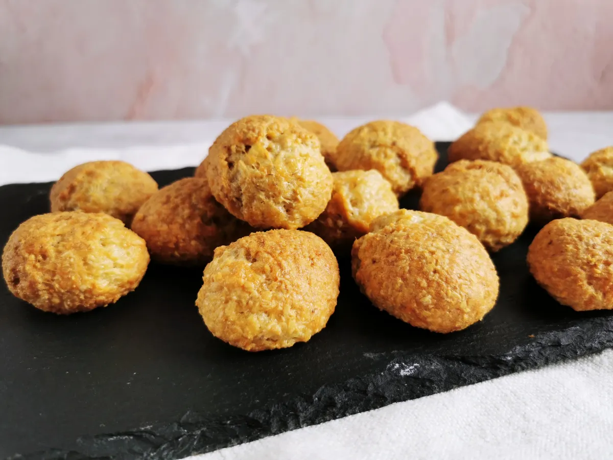 Sajtos-zabkorpás falatkák recept