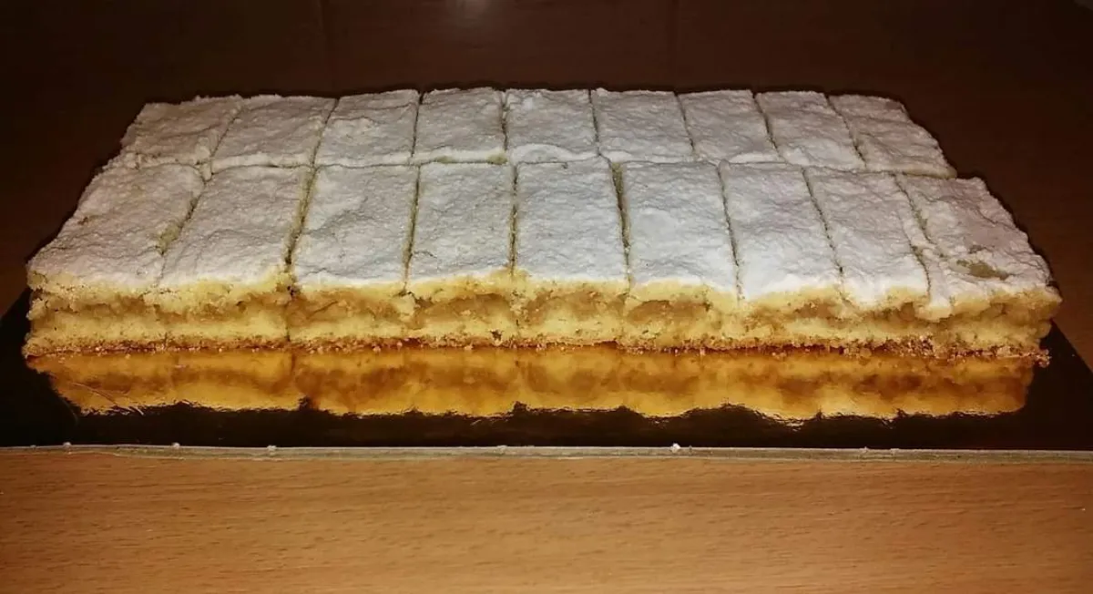 Zsíros almás pite  recept