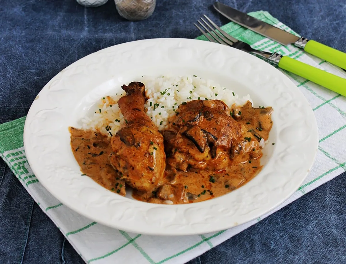 Gombás-tejfölös csirkecomb  recept