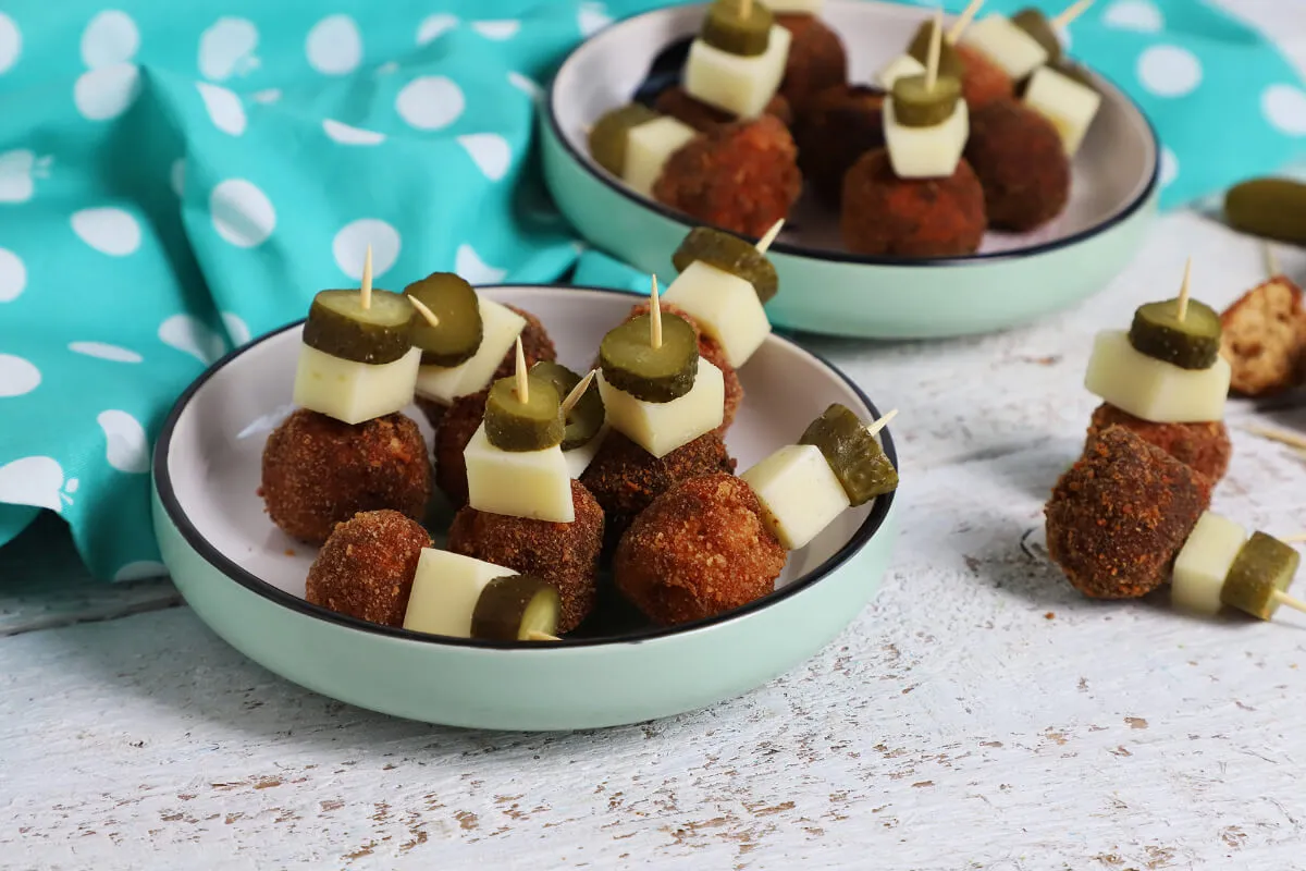 Fasírtgolyós partifalatok recept