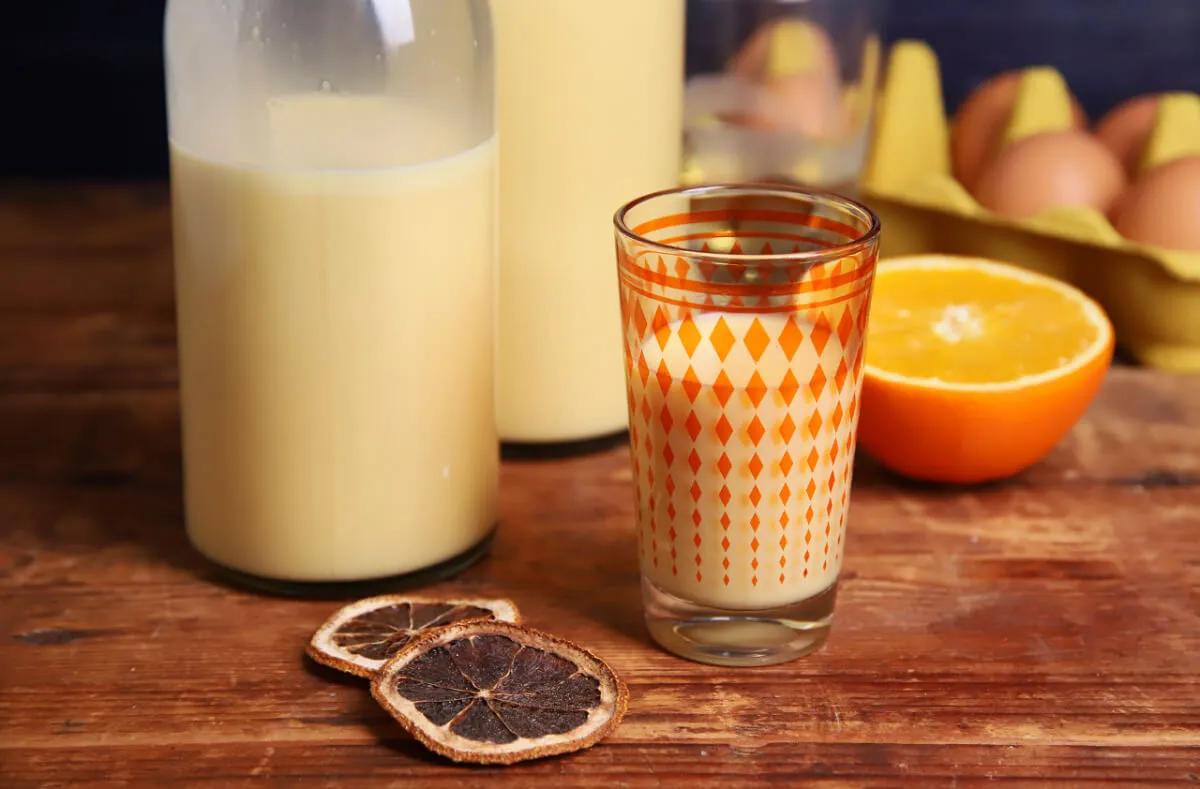 Narancsos tojáslikőr recept