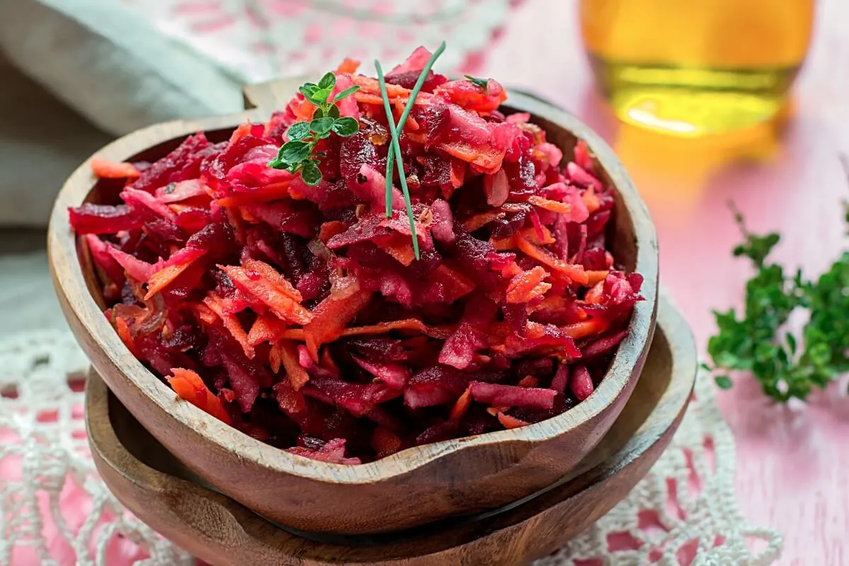 Almás-sárgarépás céklasaláta recept