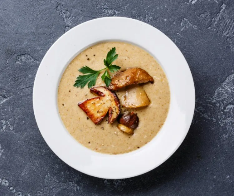Gombakrémleves erdei gombából recept