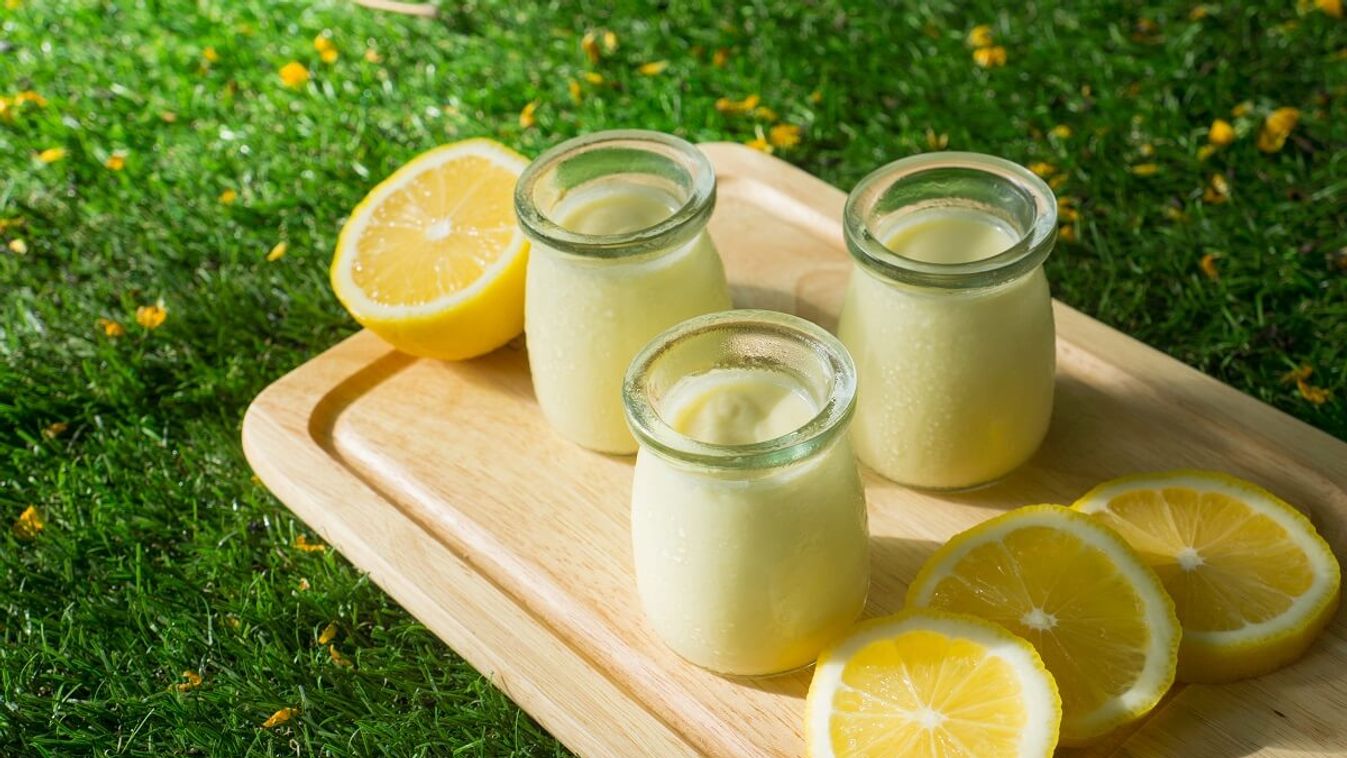 Lemon posset citromos tejszínes desszert /Fotó: Shutterstock