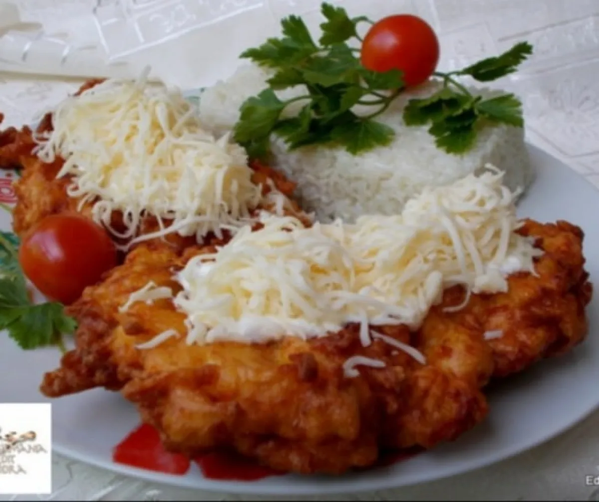 Csirkemell sajtos-burgonyás bundában recept