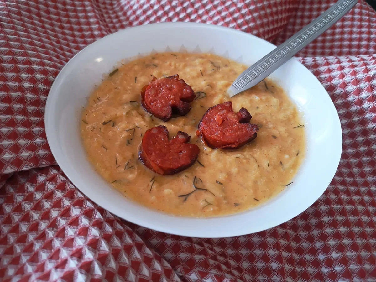 Tökfőzelék sült debrecenivel recept
