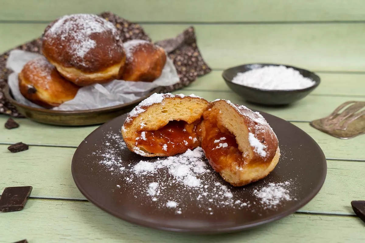 Töltött szalagos fánk (csokis, vaníliás, lekváros) recept