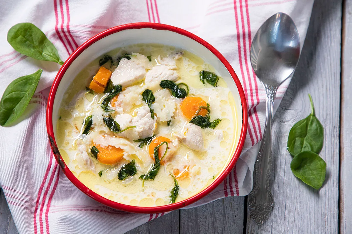 Sajtkrémes csirkés leves recept