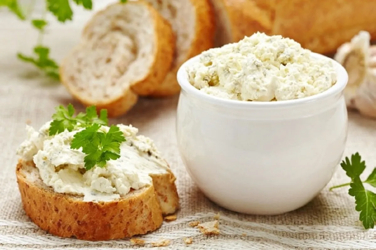 Körözött liptói módra recept