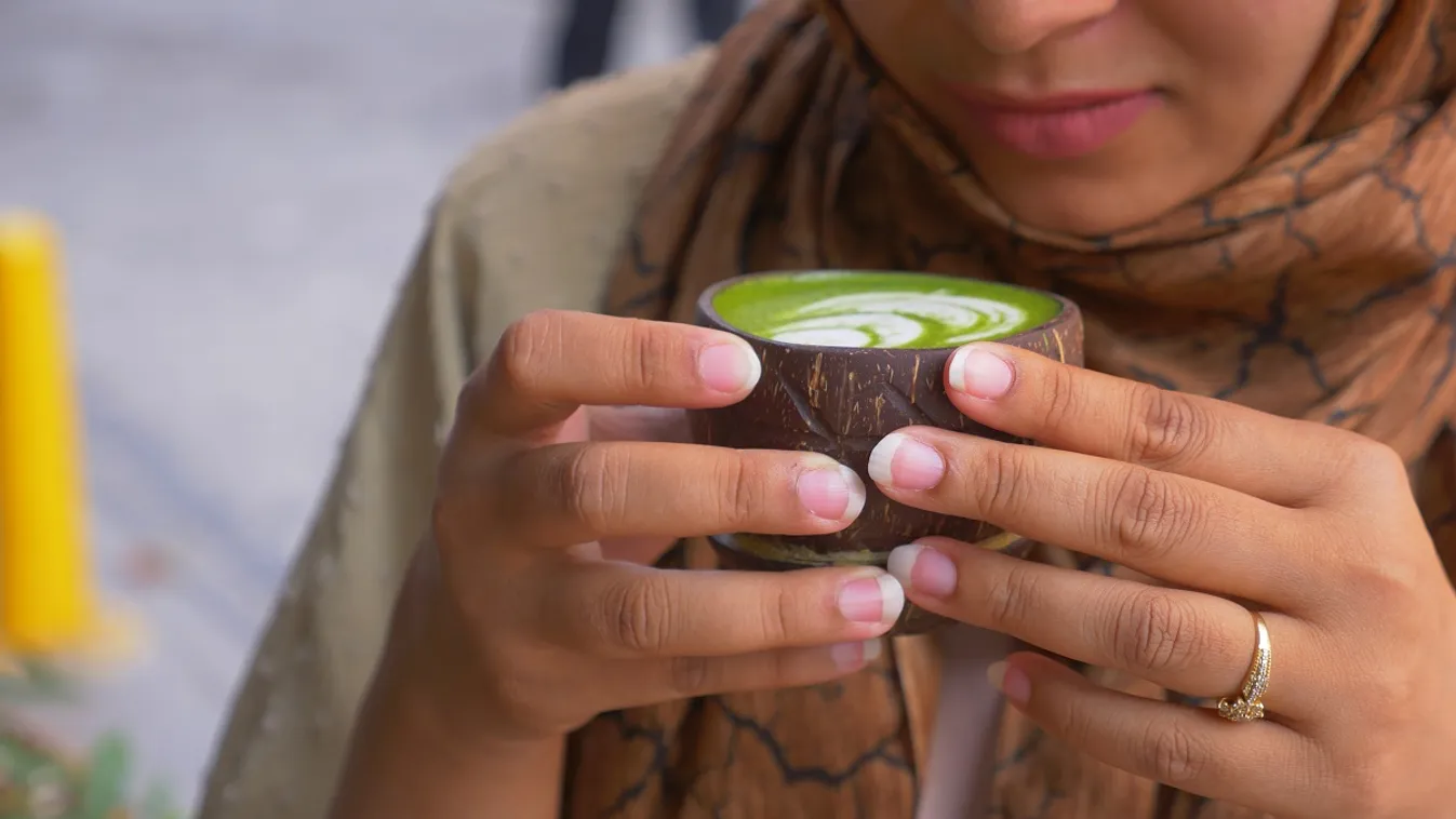 Krémesen lágy, mégis élénkít a matcha latte /Fotó: Shutterstock