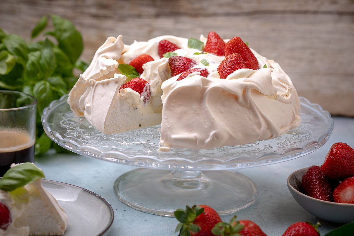 Pavlova-torta (Fotó: Mindmegette)