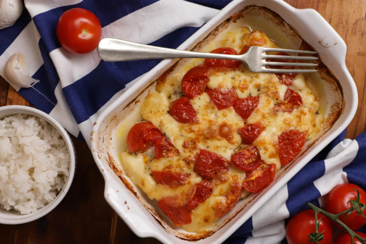 Mediterrán tepsis csirkemell recept