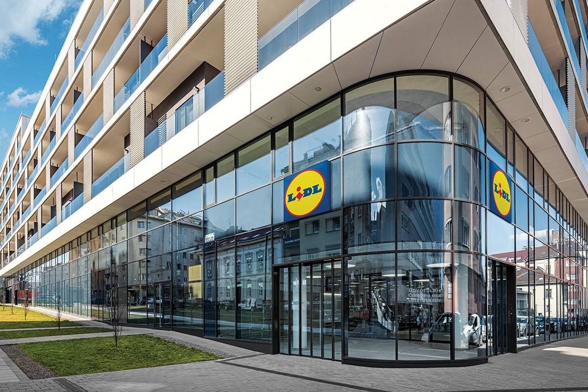 Megemeli a parkolási díjat a Lidl a Csalogány utcai boltnál /Fotó: Lidl